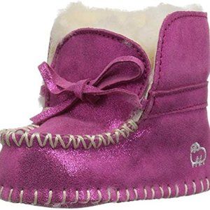 Lamo Girls'  Baby Moc Booties Pink